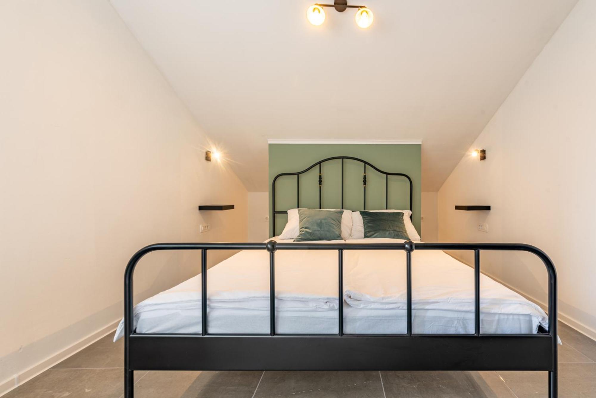 Master Road House * Maslenica