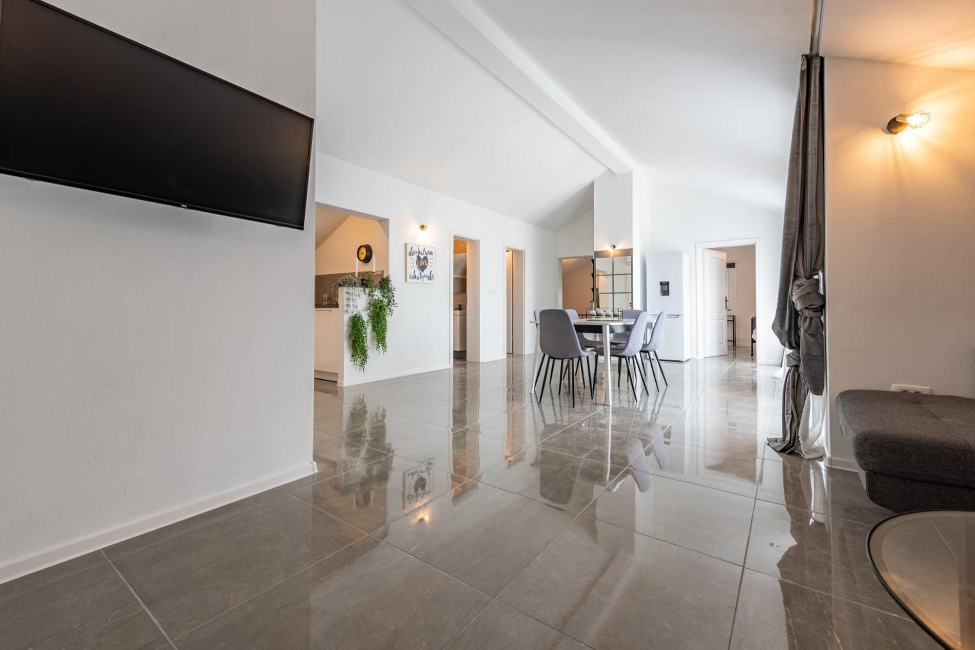 Master Road House Apartment Maslenica